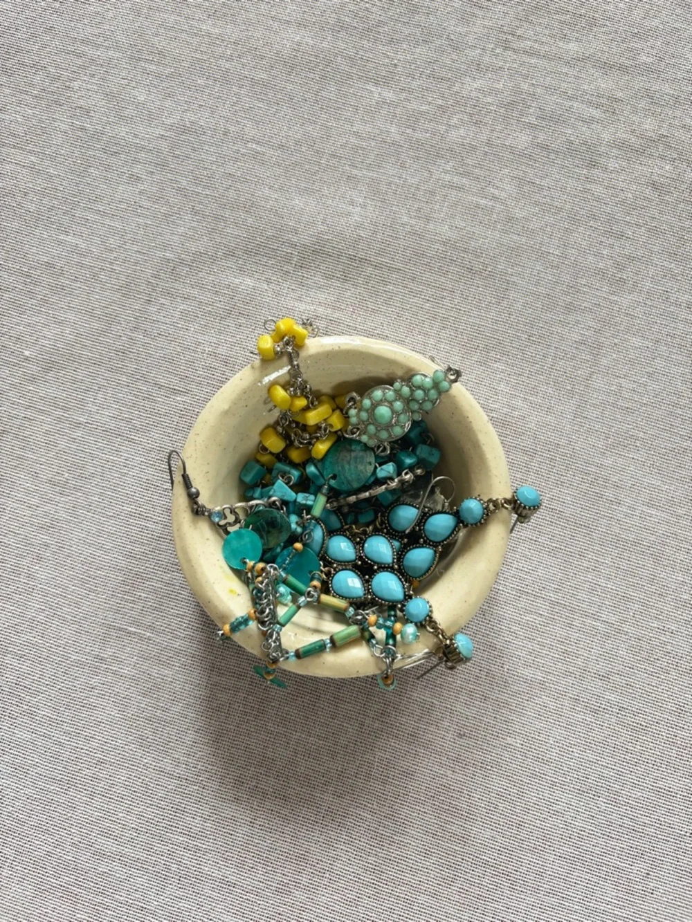 Mystery jewelry bundle of vintage Y2K colorful earrings.